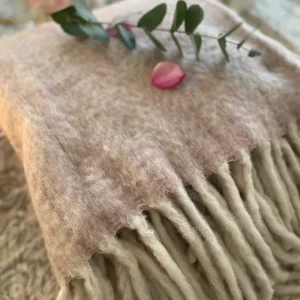 Ullpläd Rosa med ljusa fransar