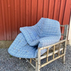 Originalmadrass i klassiska bolstermönstret i blåvitt